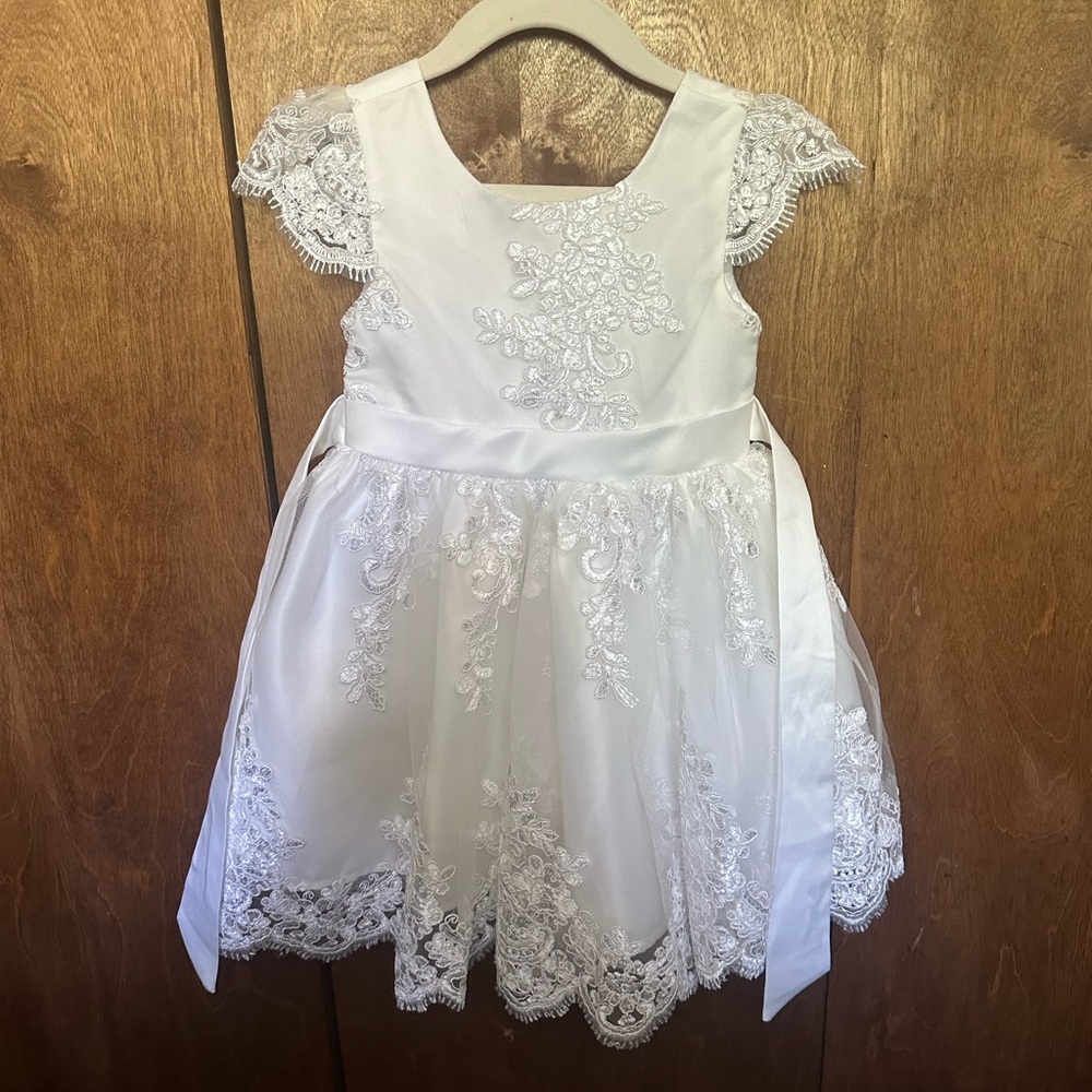 Jessica Simpson White Lace Formal Kids. Baptism dress/ flower girl dress